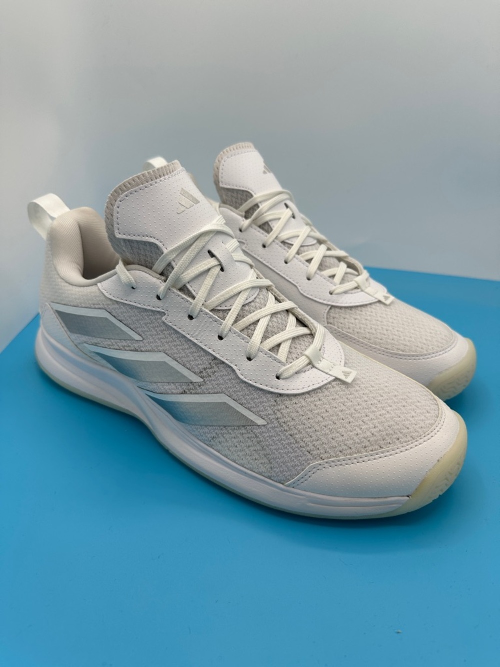 NEW! Adidas Ava Flash low Men’s Size 11 white/ silver. Brand new no box.